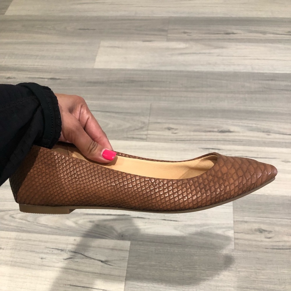 Express Brown flats